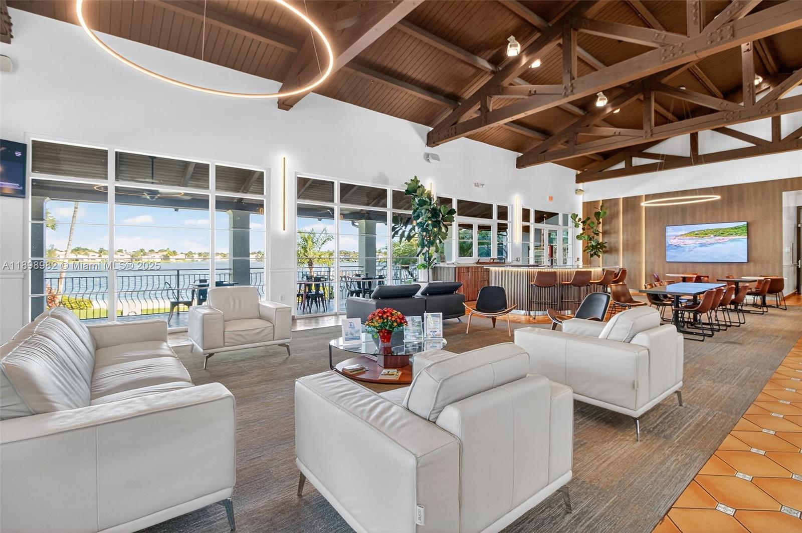 DORAL ISLES CAYMAN - Residential