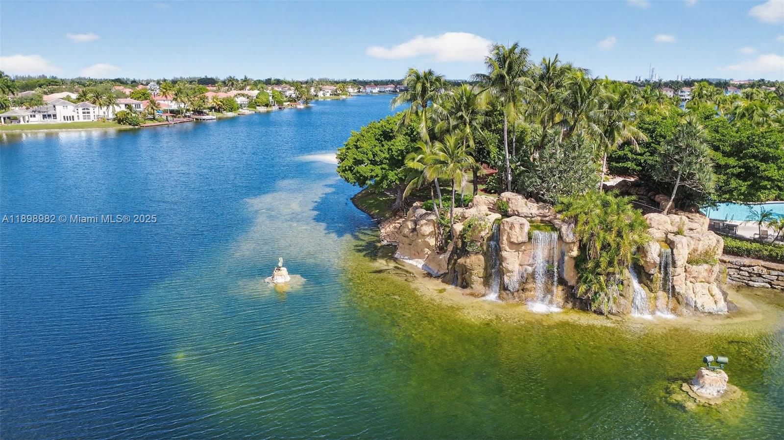 DORAL ISLES CAYMAN - Residential