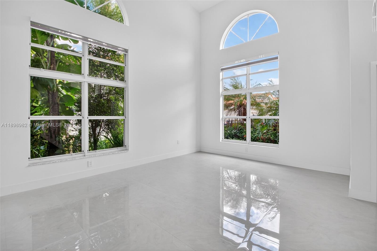 DORAL ISLES CAYMAN - Residential