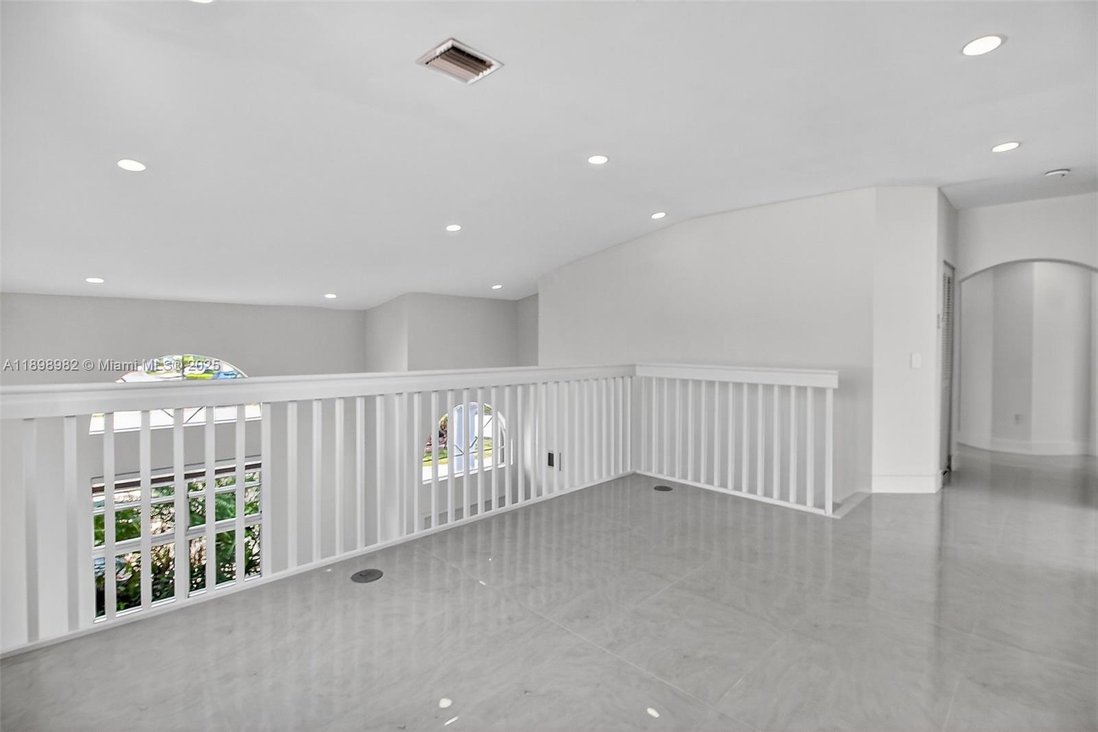 DORAL ISLES CAYMAN - Residential