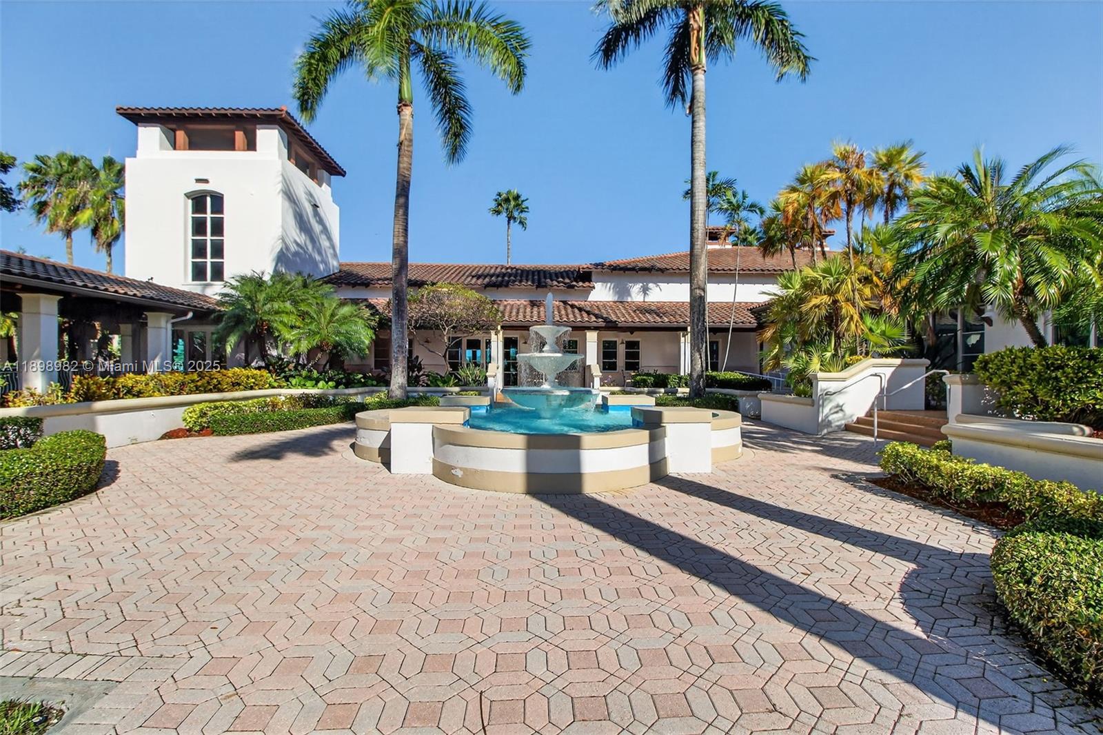 DORAL ISLES CAYMAN - Residential