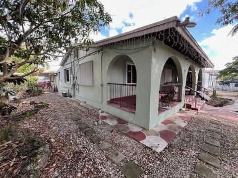 501 E 8th St Hialeah FL 33010