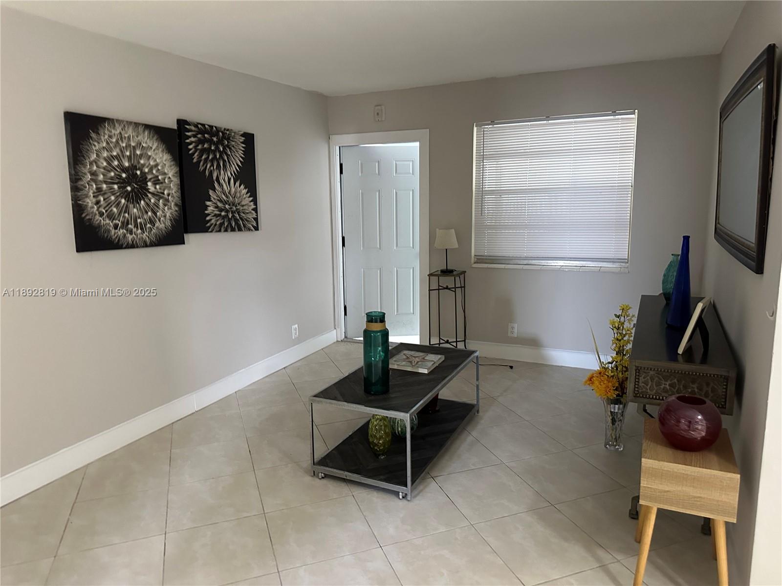 LSOLEI AT HALLANDALE BEAC - Residential Lease