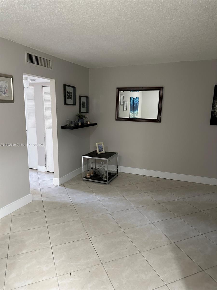 LSOLEI AT HALLANDALE BEAC - Residential Lease