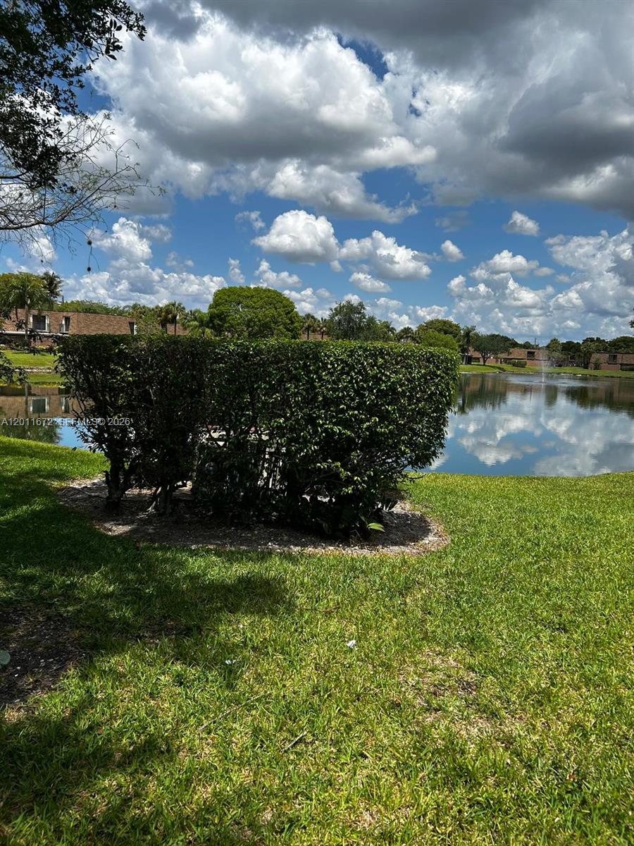 WOODLAND LAKE ESTATES - Residential