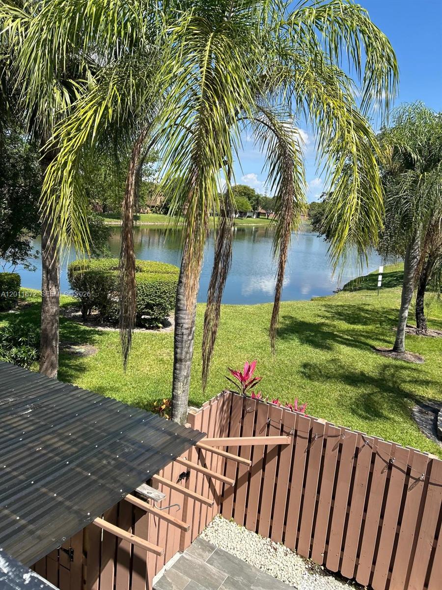 WOODLAND LAKE ESTATES - Residential