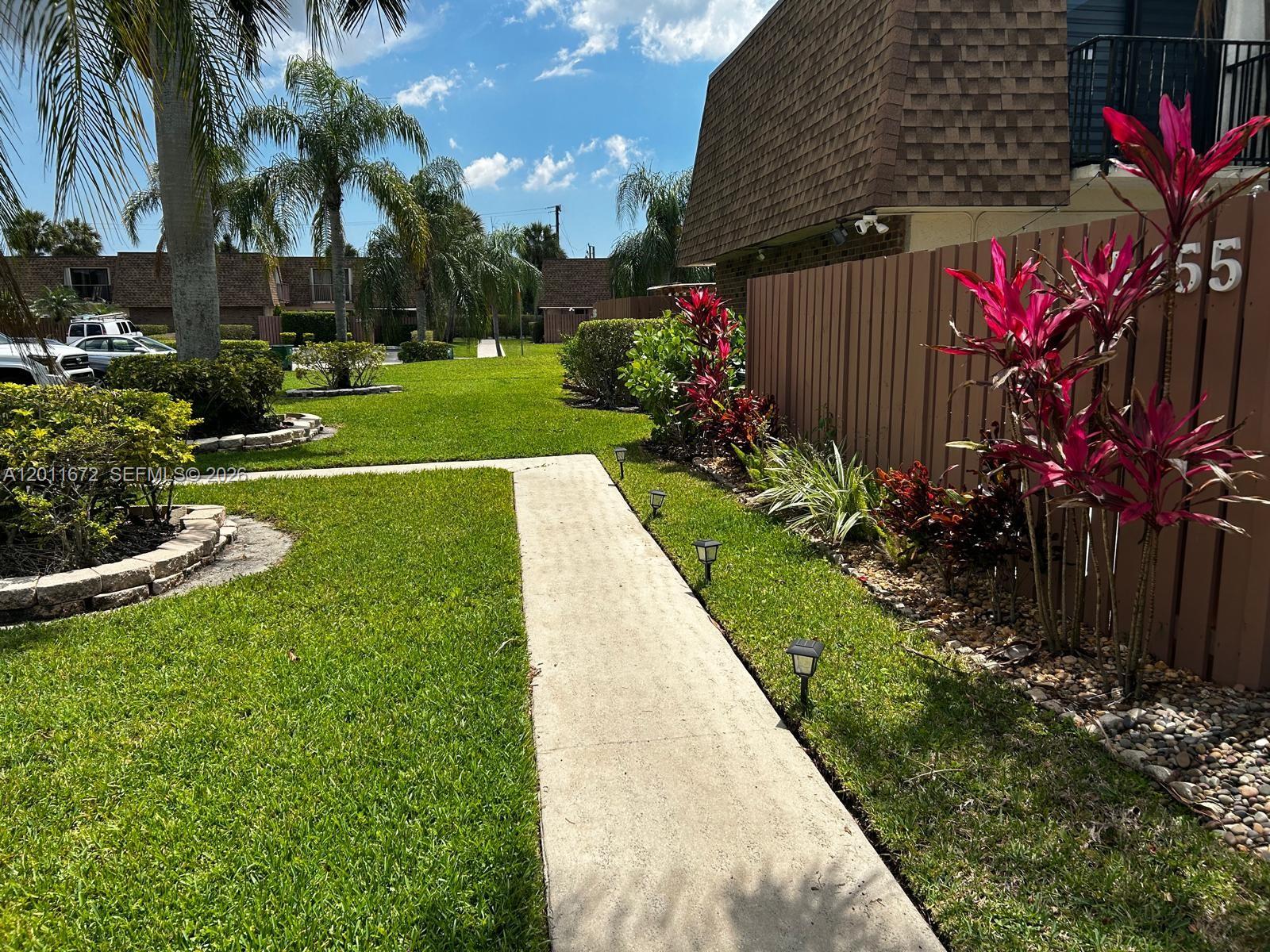 WOODLAND LAKE ESTATES - Residential