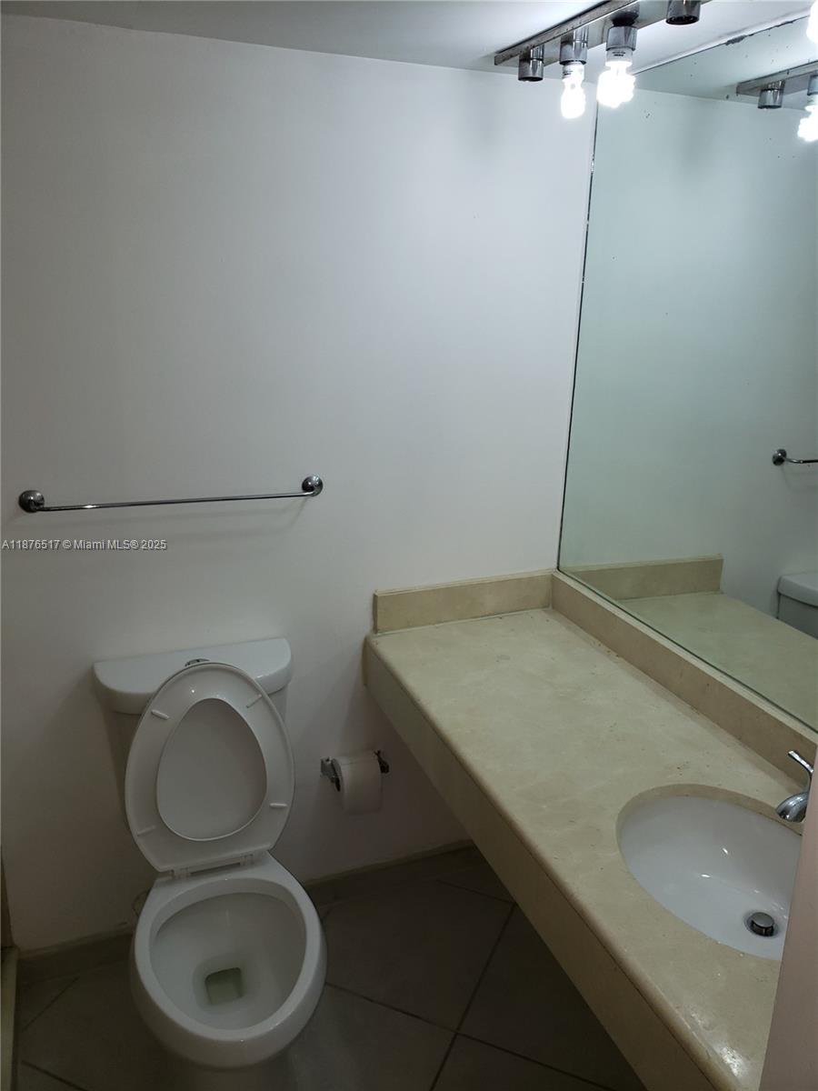 AQUASOL CONDO - Residential