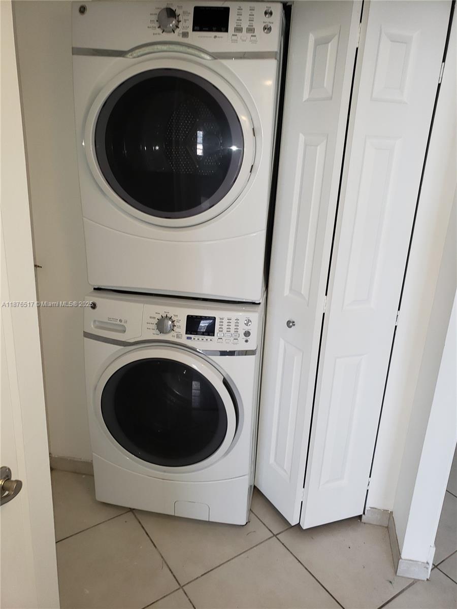 AQUASOL CONDO - Residential