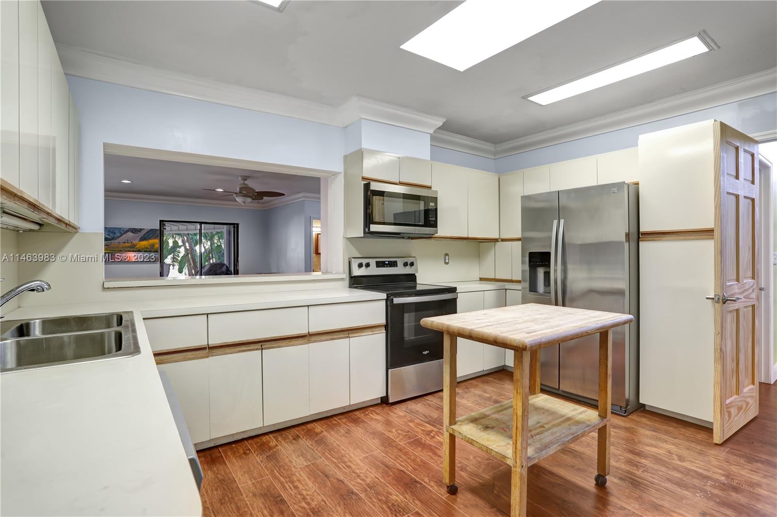 BISCAYNE POINT - Residential