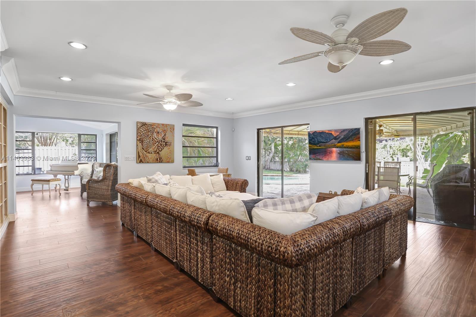 BISCAYNE POINT - Residential