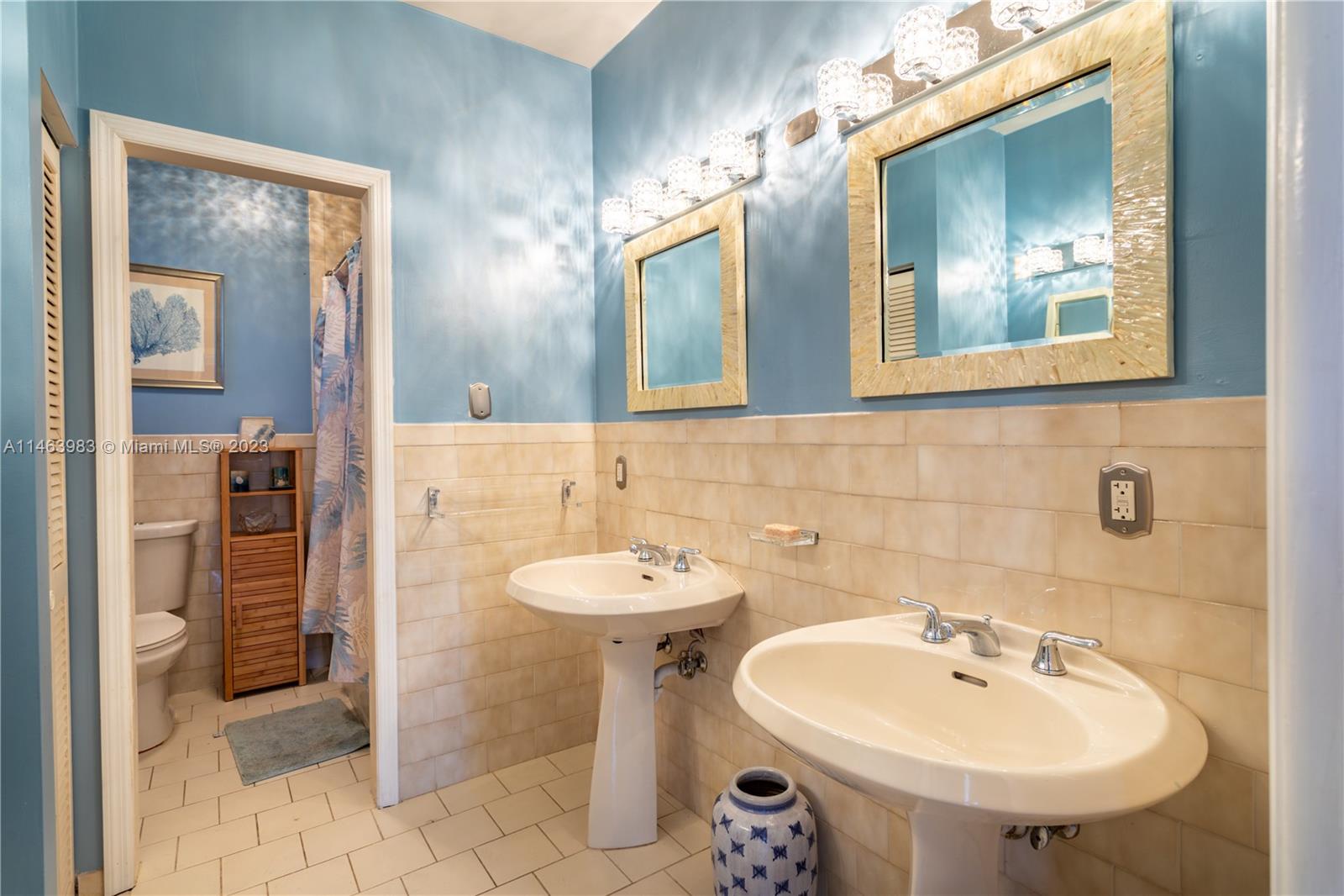 BISCAYNE POINT - Residential