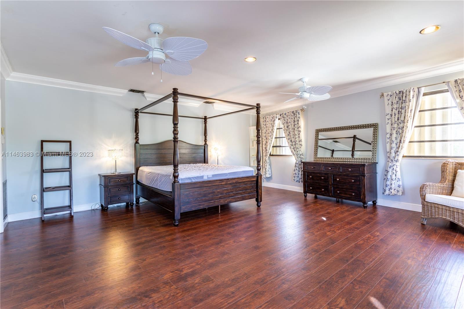 BISCAYNE POINT - Residential