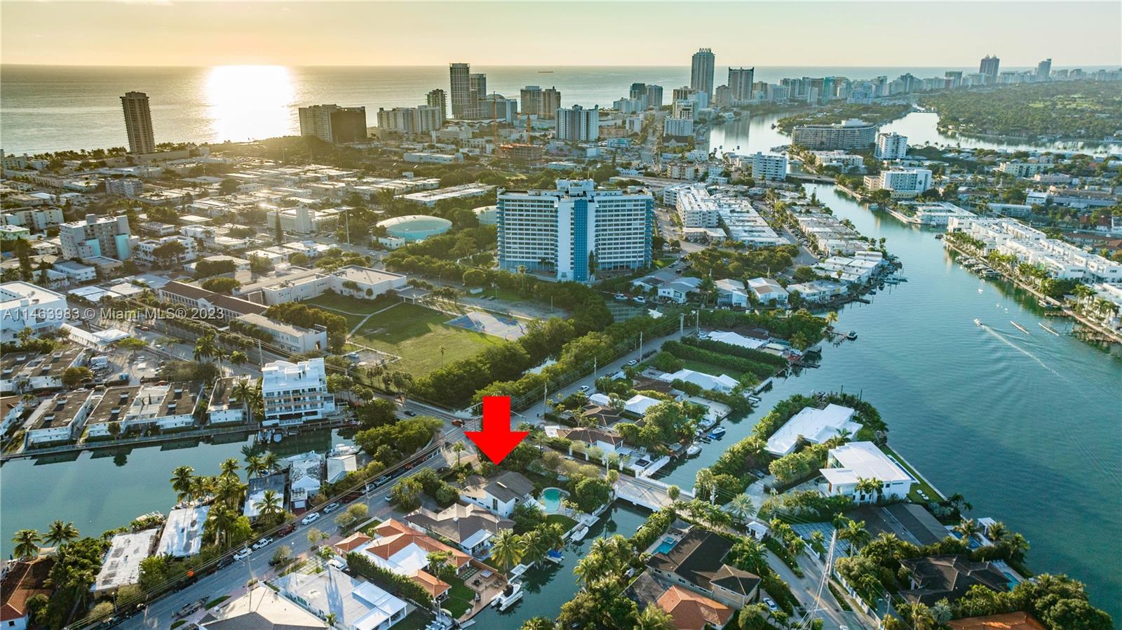 BISCAYNE POINT - Residential