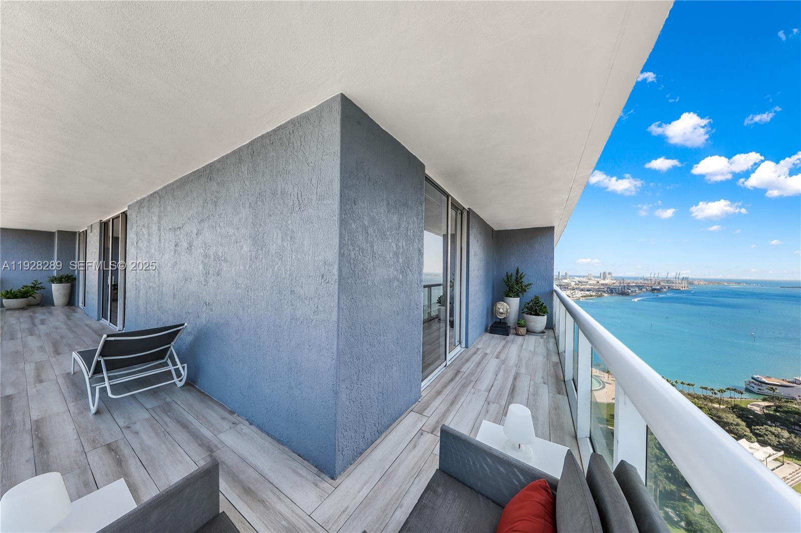 50 BISCAYNE CONDO - Residential