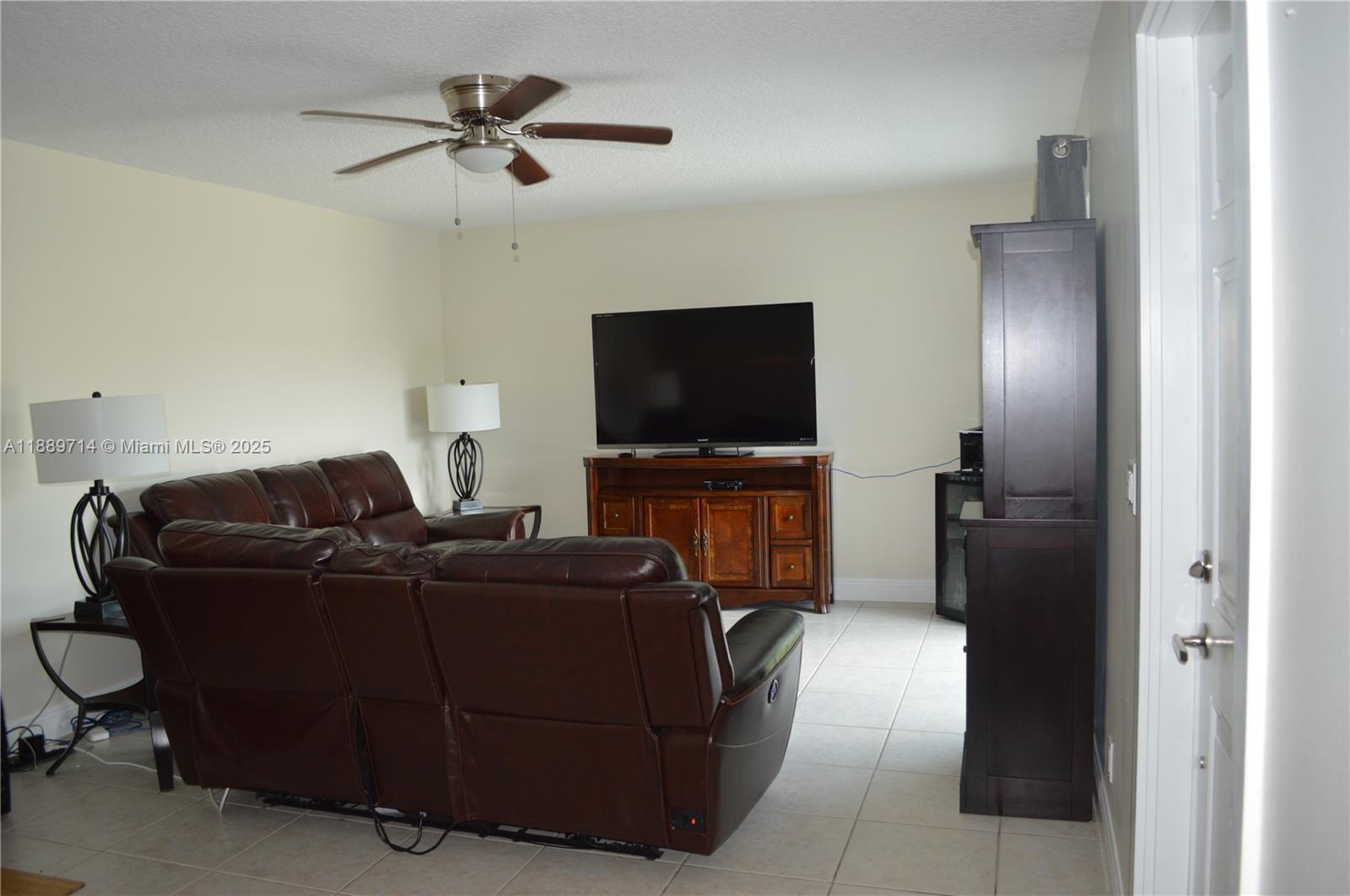 PINES 2 - Residential