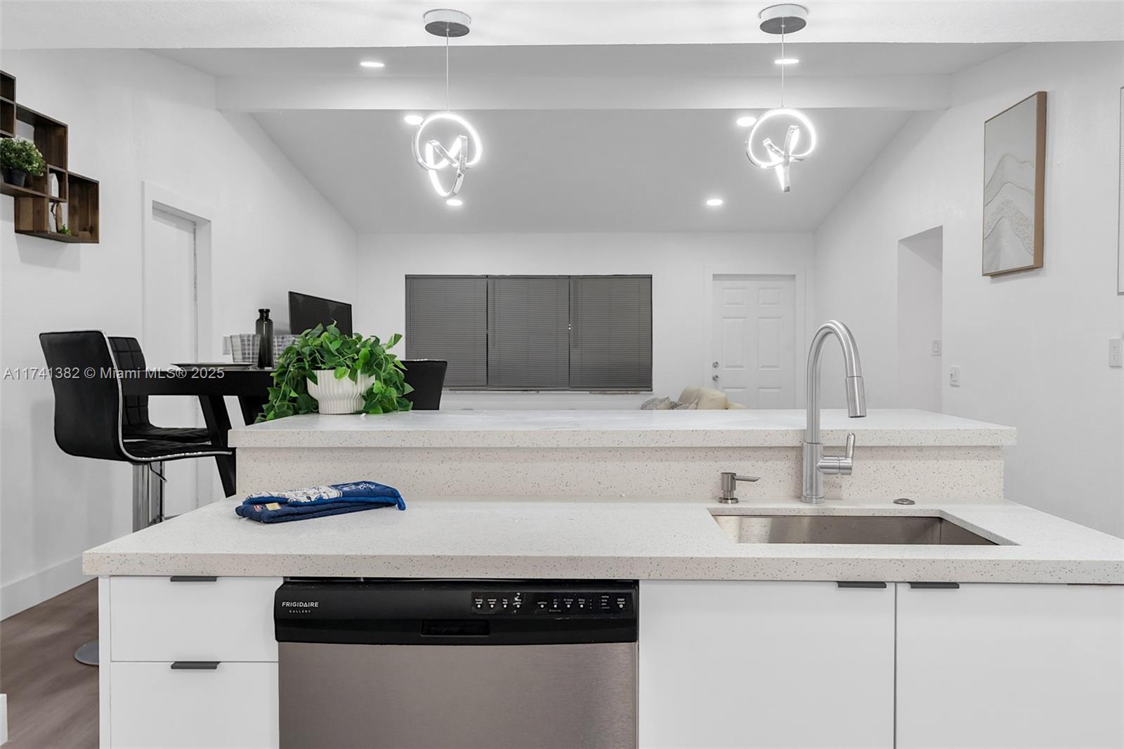 LAKE BOYNTON ESTATES 1 - Residential