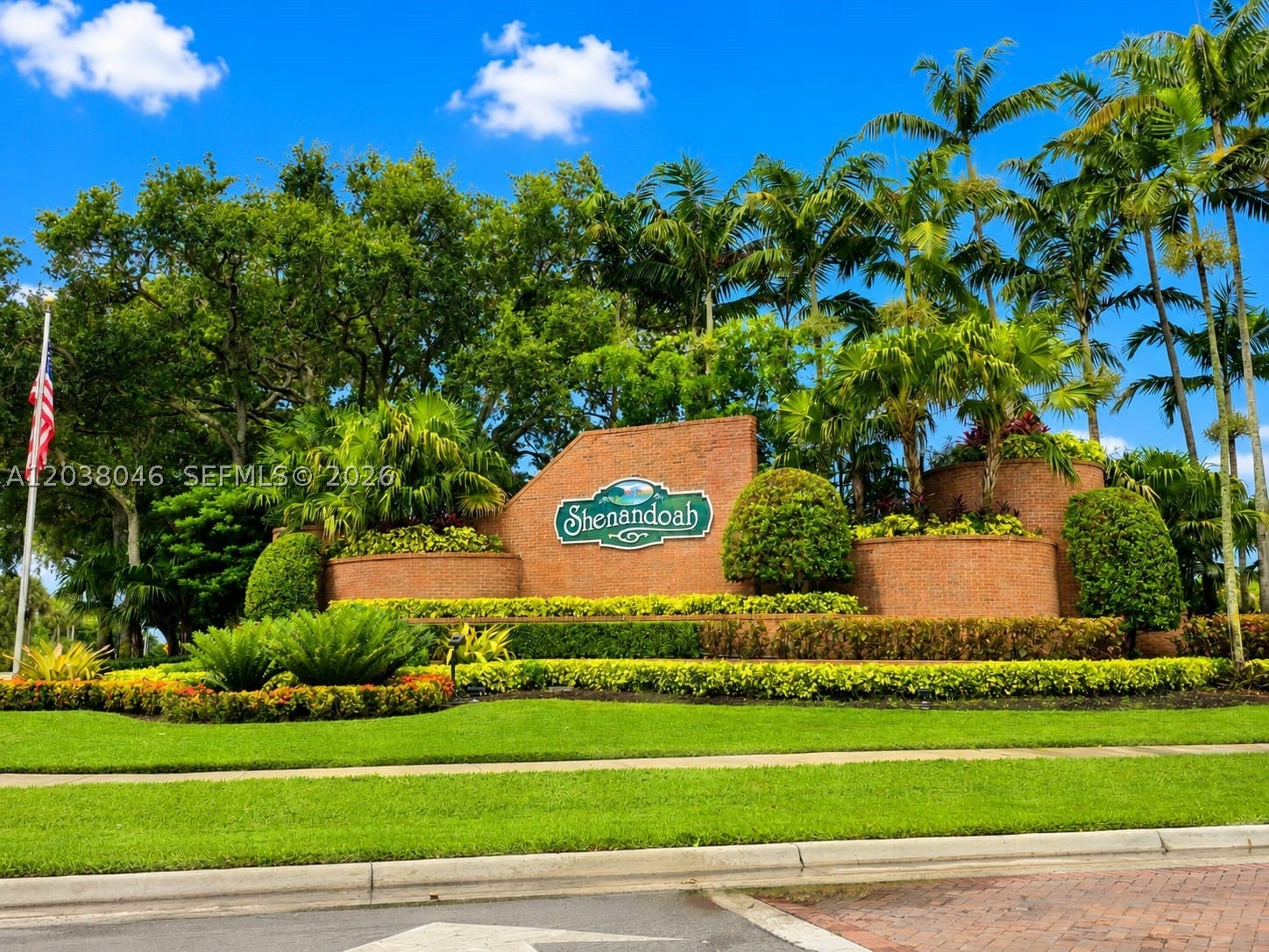 13870 Magnolia Ct, Davie FL 33325