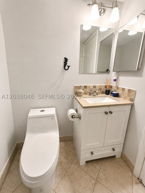 Tiny photo for 13870 Magnolia Ct, Davie, FL 33325 (MLS # A12038046)
