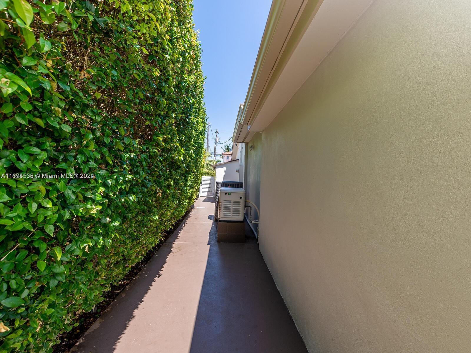 CORONADO HARBOR - Residential
