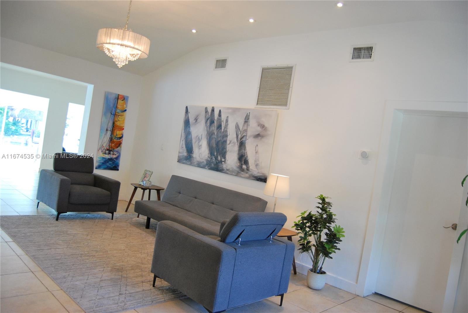 CORONADO HARBOR - Residential