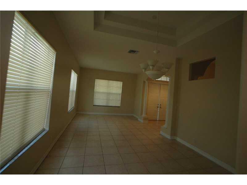 PARKLAND ISLES 164-42 B - Residential Lease