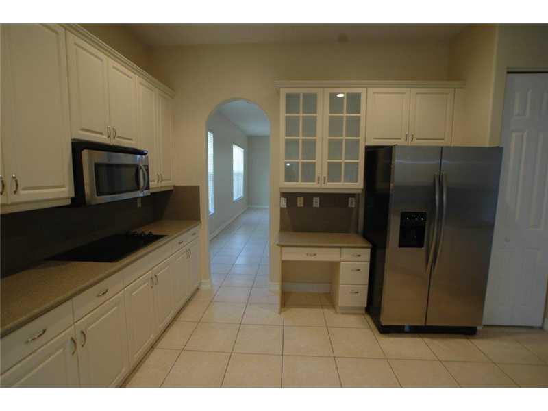 PARKLAND ISLES 164-42 B - Residential Lease