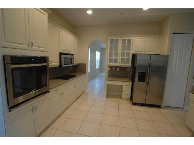 PARKLAND ISLES 164-42 B - Residential Lease