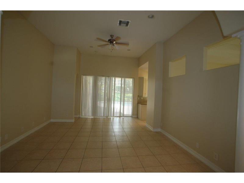 PARKLAND ISLES 164-42 B - Residential Lease