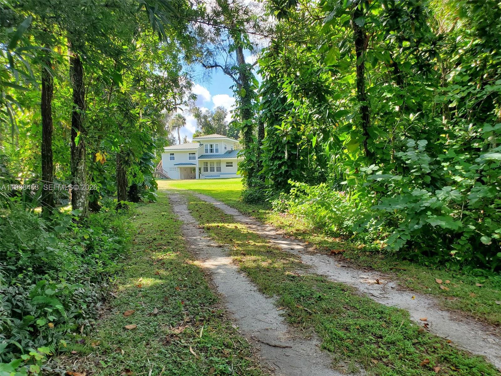 L V HULLS - Residential