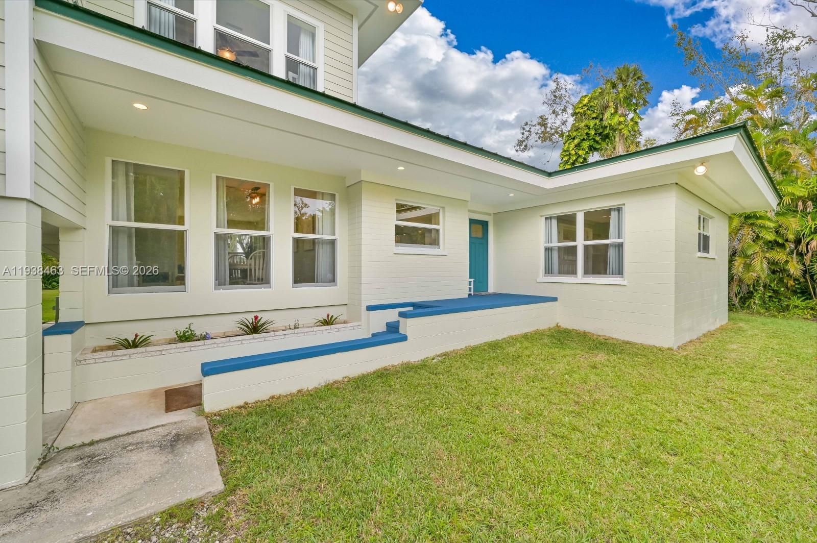 L V HULLS - Residential