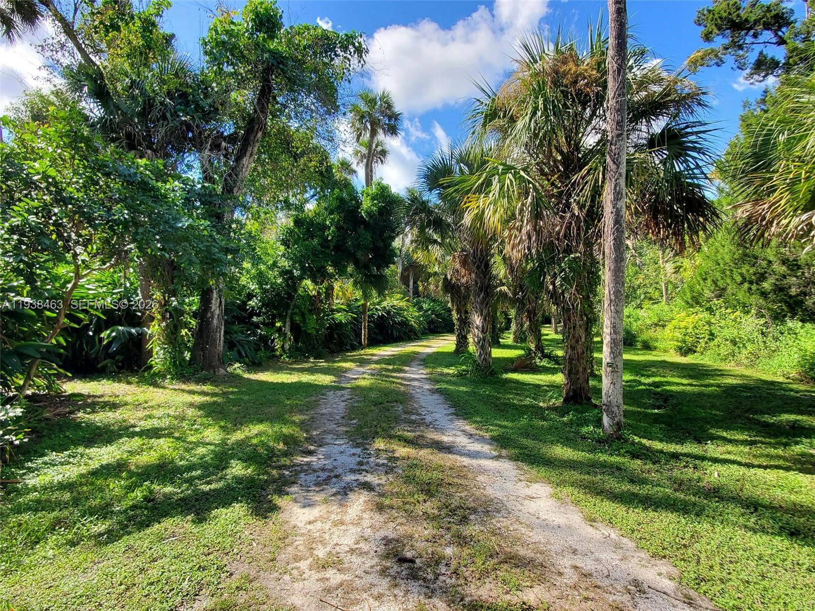 L V HULLS - Residential