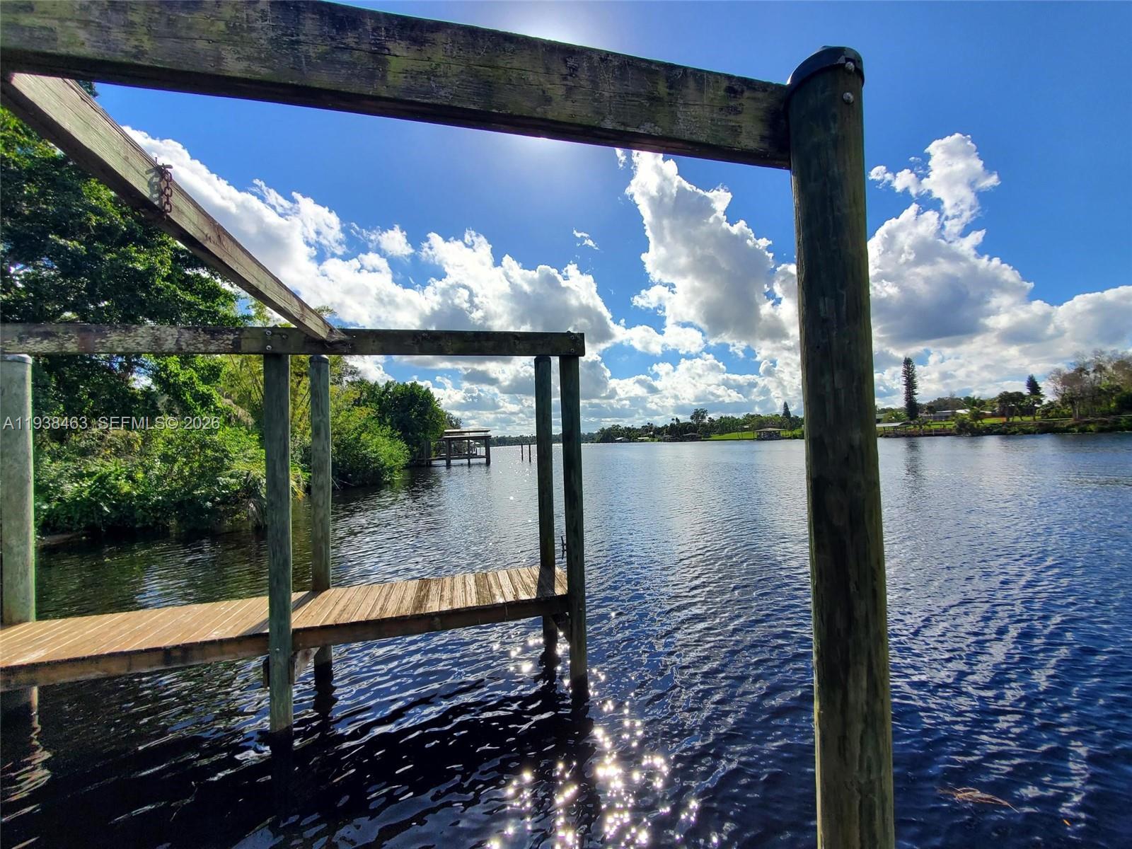 L V HULLS - Residential