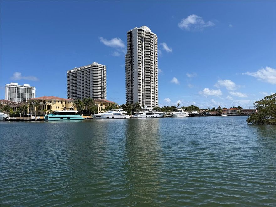 Remodeled 1-Bedroom , 1- Bath in 55+ Community- Point East One Aventura.
Enjoy resort-style living with lake views from the balcony and abundant natural light in this fully remodeled home. Community amenities include a clunbhouse,  fitness center, pool,  movie theather and resident shuttle. Just minutes from Aventura Mall , beaches, restaurants and medical centers. Comfort, Convenience, and Lifestyle-all in One.