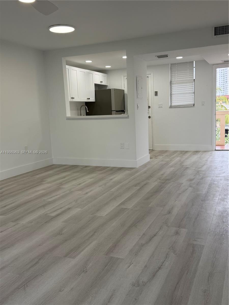 POINT EAST ONE CONDO-BLDG - Residential