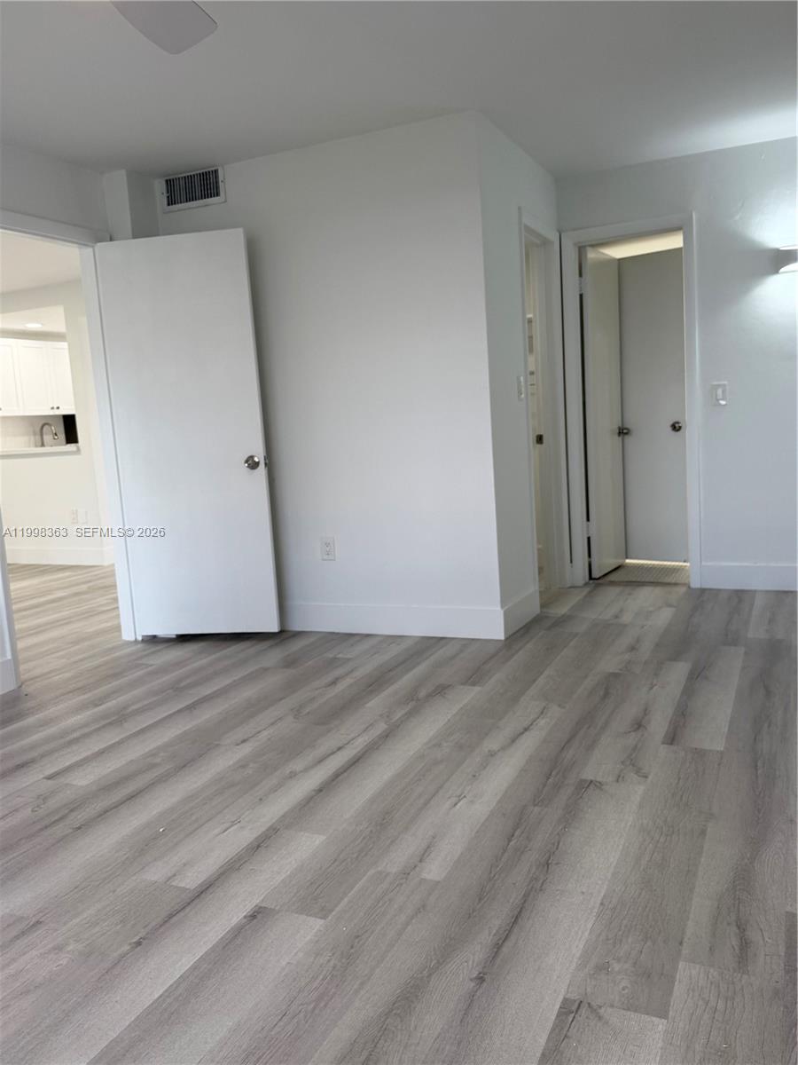 POINT EAST ONE CONDO-BLDG - Residential