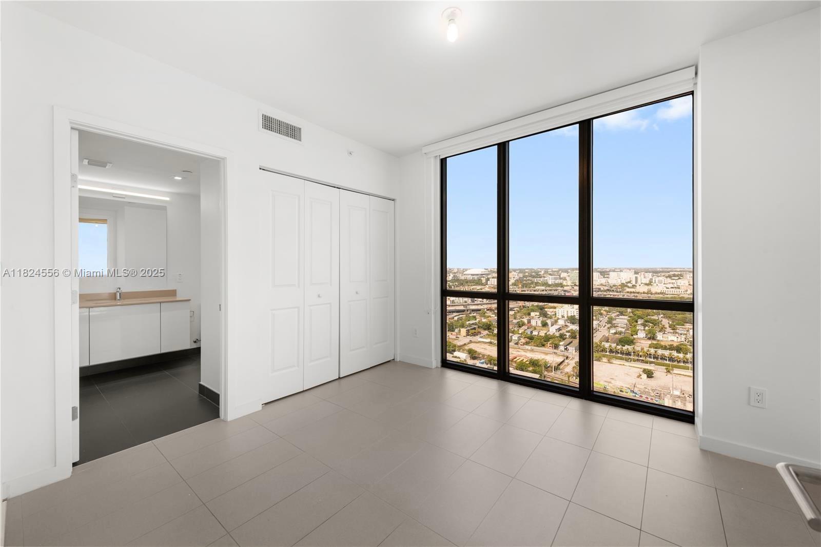 CANVAS CONDO - Residential Lease