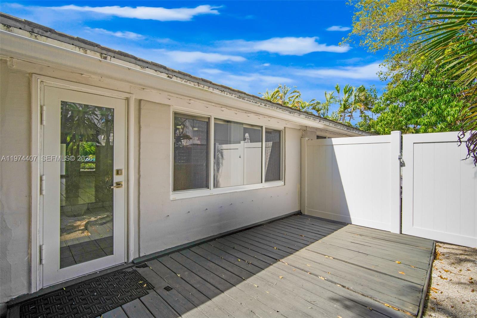 CORAL RIDGE ISLES - Residential Income