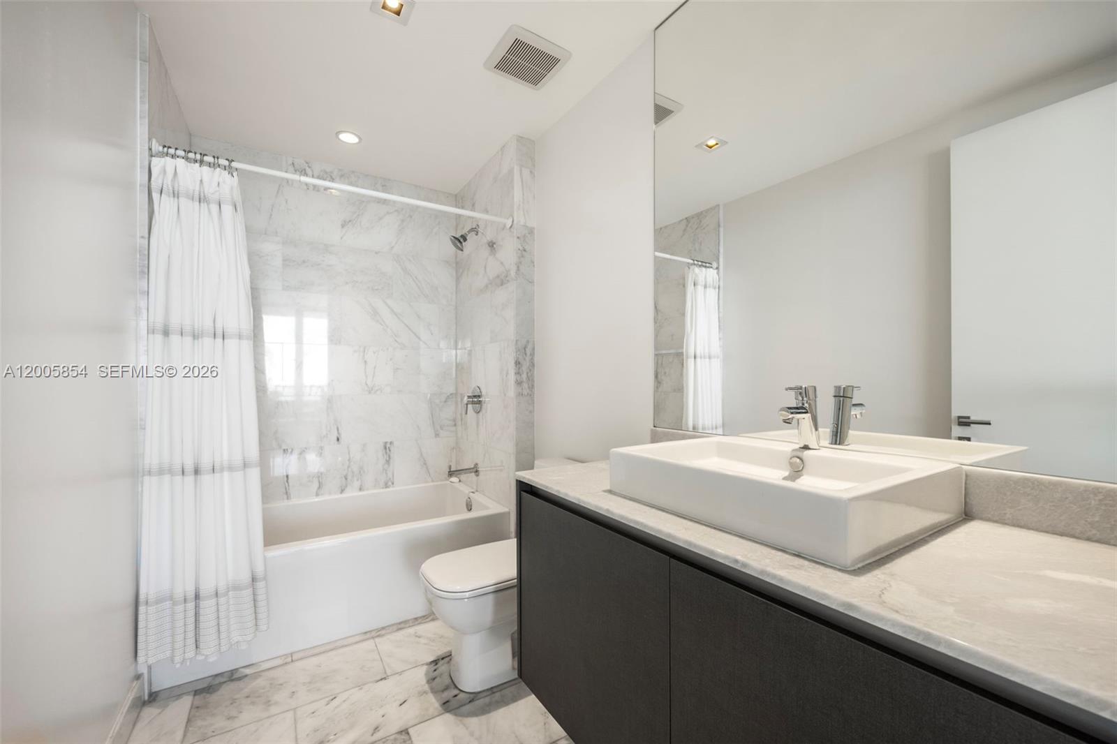 ECHO BRICKELL CONDO - Residential