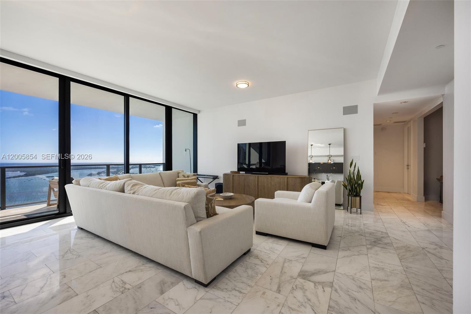 1451 Brickell Ave 4002