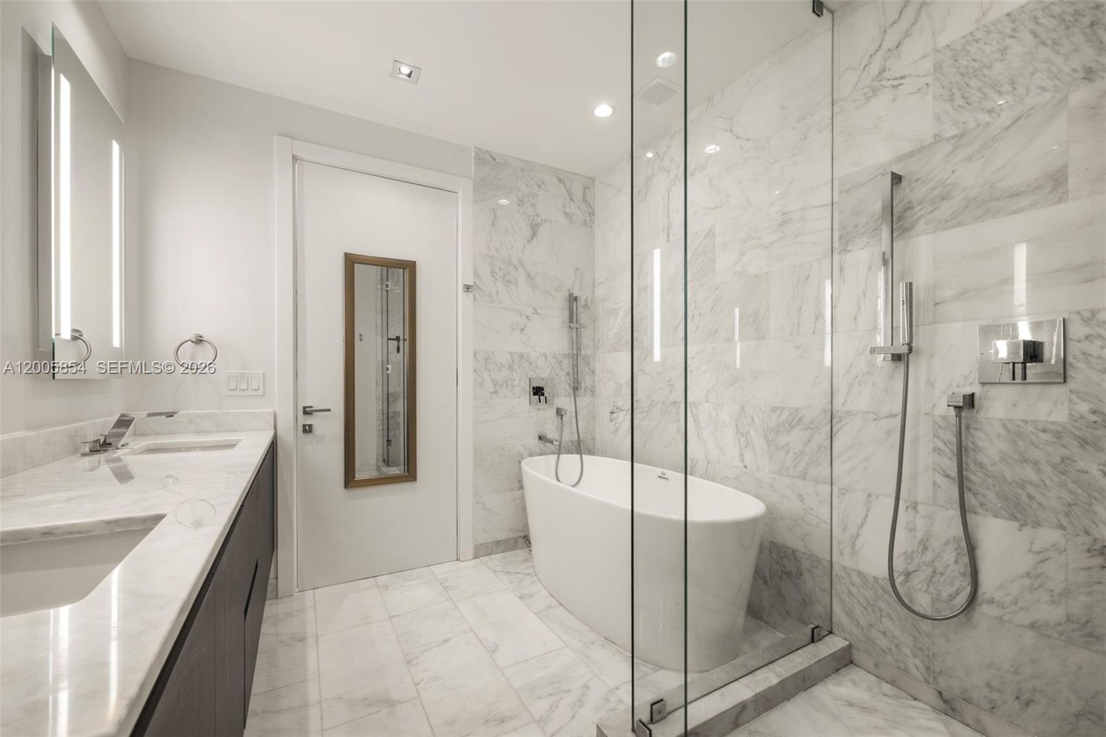 ECHO BRICKELL CONDO - Residential