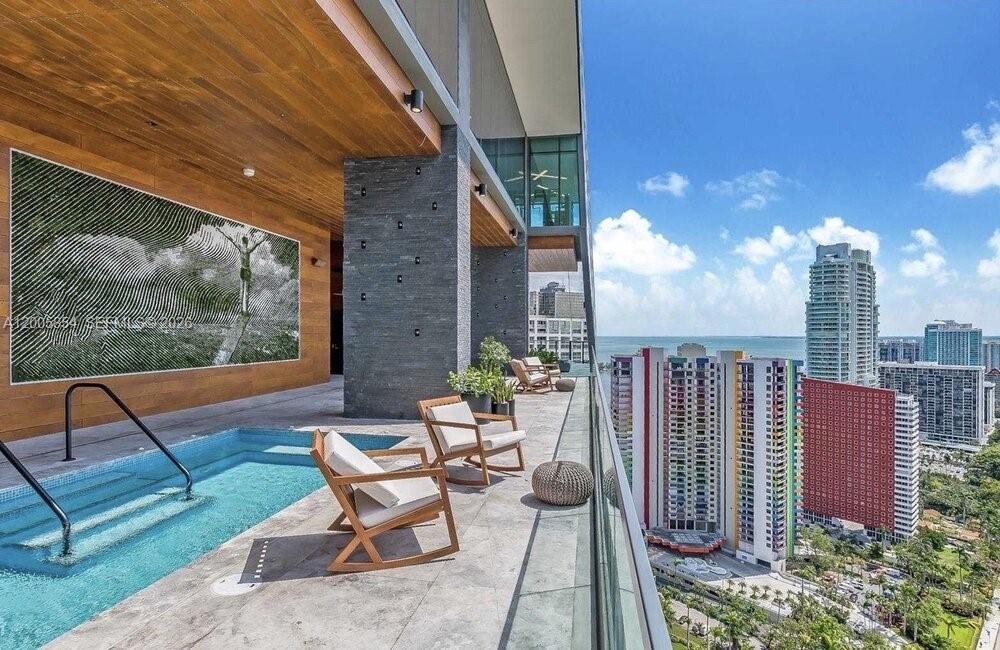 ECHO BRICKELL CONDO - Residential
