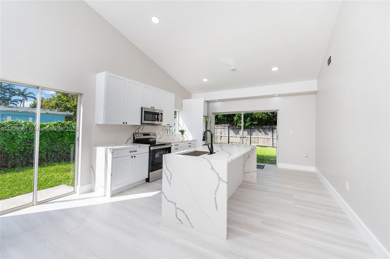 TRIGON SUB - Residential