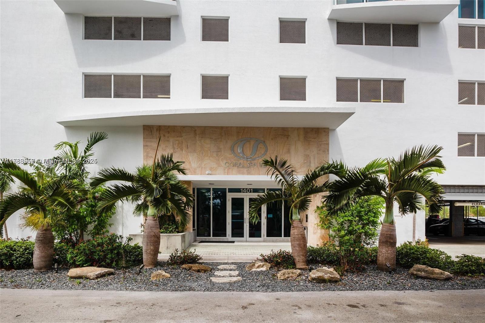 1401 SW 22nd St 1406
