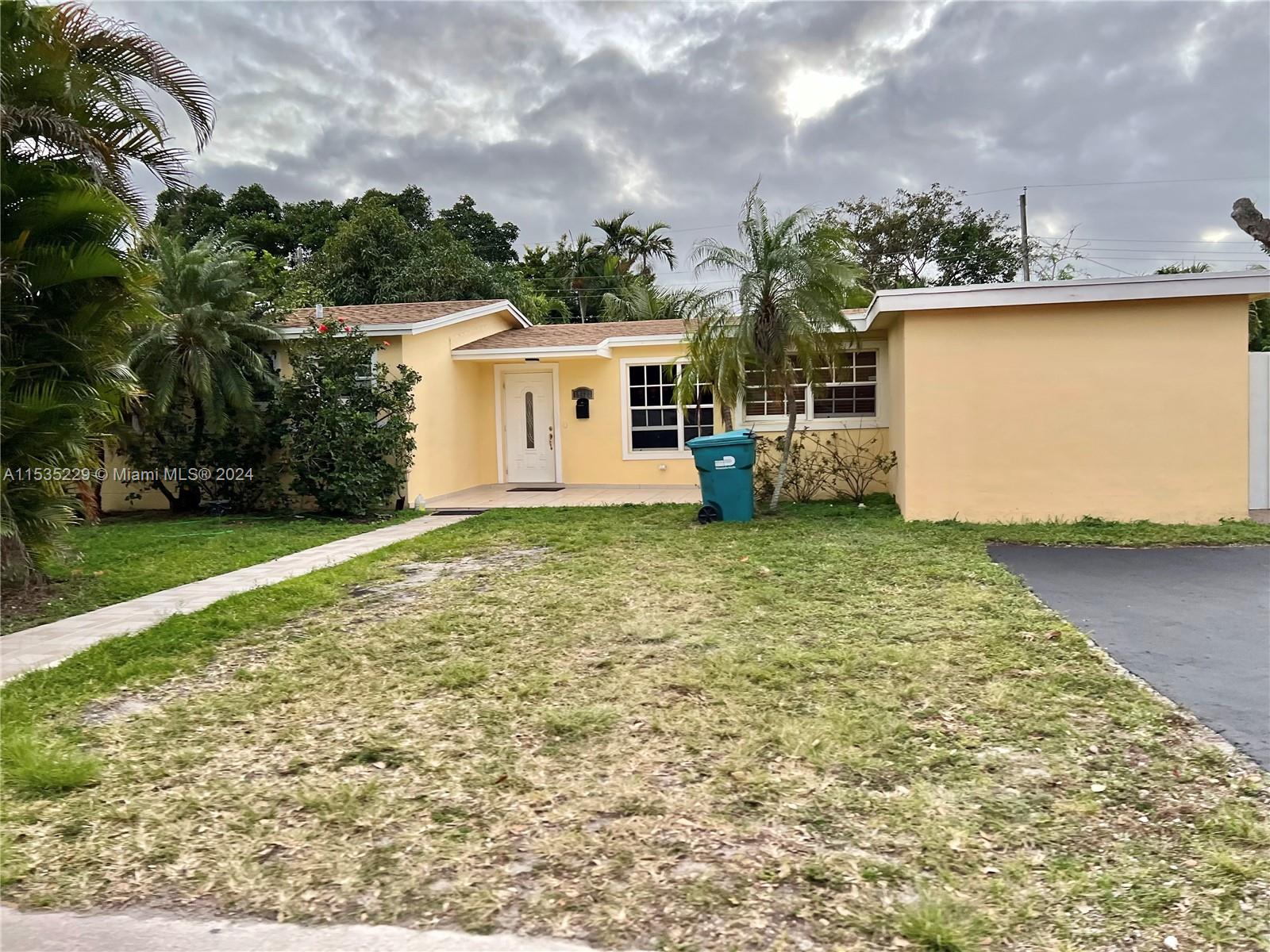 Property for Sale at 19622 Ne 12th Pl Pl, Miami, Broward County, Florida - Bedrooms: 3 
Bathrooms: 2  - $545,000