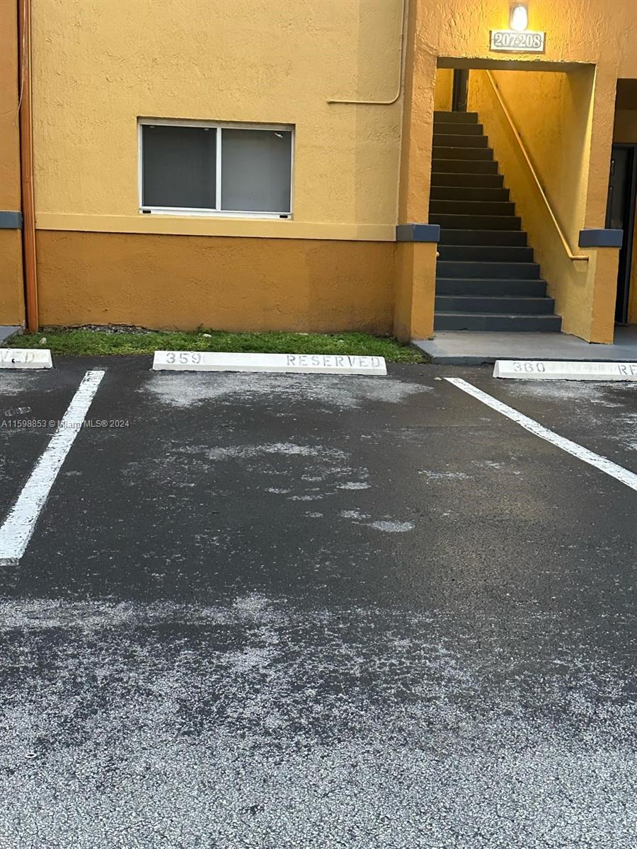 WATERVIEW CONDO - Residential Lease