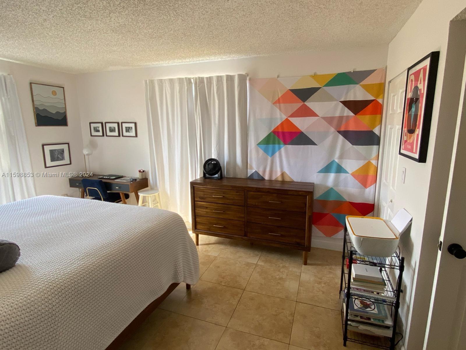 WATERVIEW CONDO - Residential Lease