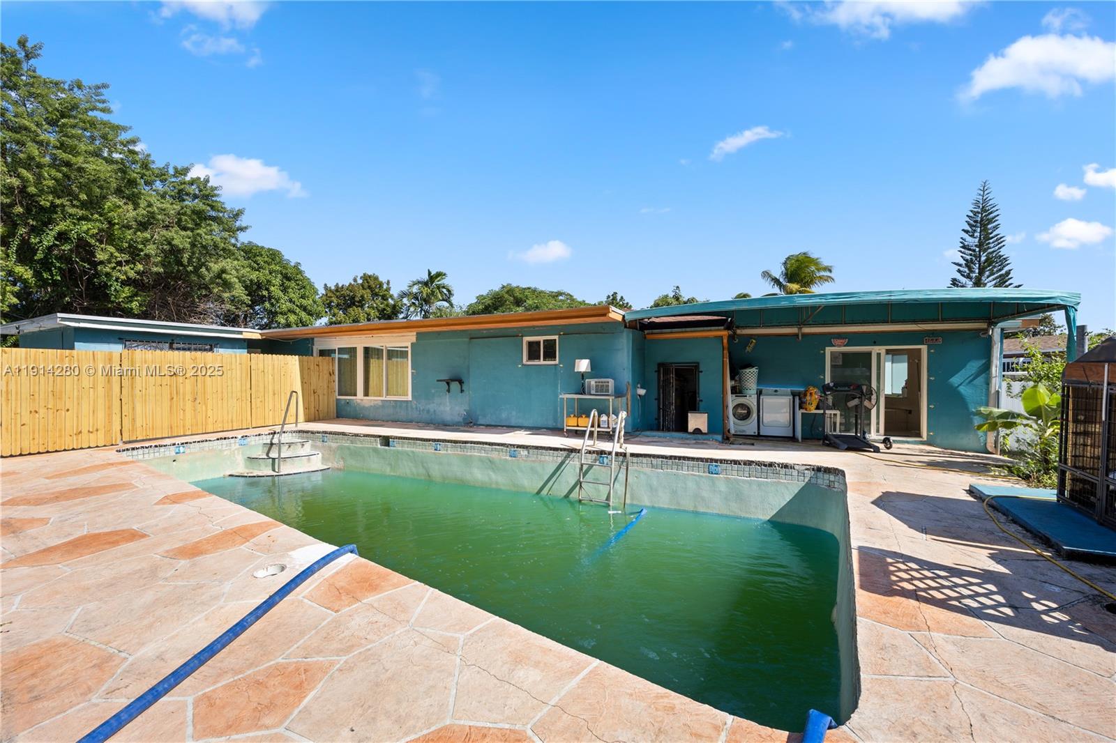 CARL BYOIR - Residential