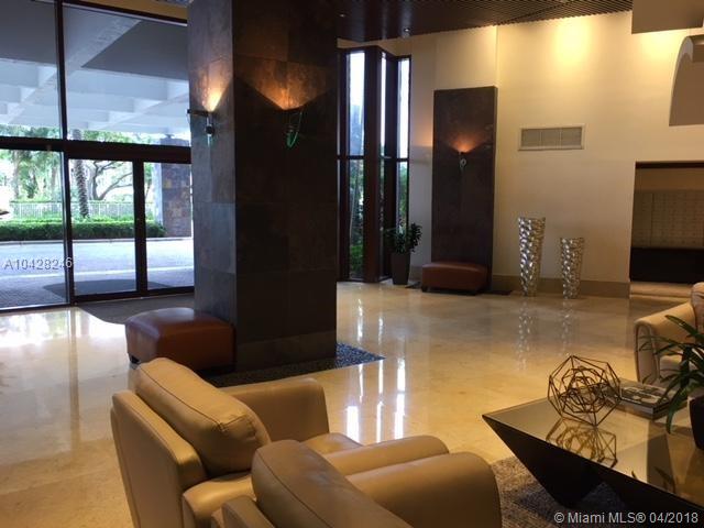 PARC CENTRAL AVENTURA SOU - Residential Lease