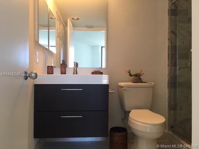 PARC CENTRAL AVENTURA SOU - Residential Lease